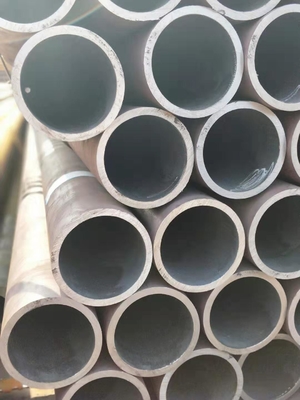 ASTM S355JR ท่อเหล็กกลมคาร์บอน Q320 Q360 API 5L GR.B ไม่มีรอยต่อ